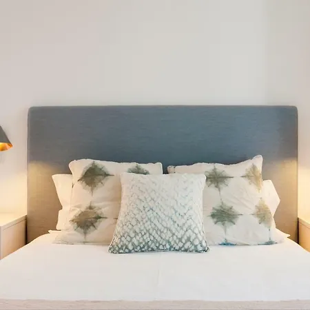 Apartment Joivy Modern Near Street Lisbon