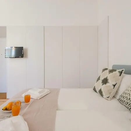 Apartman Joivy Modern Near Street *